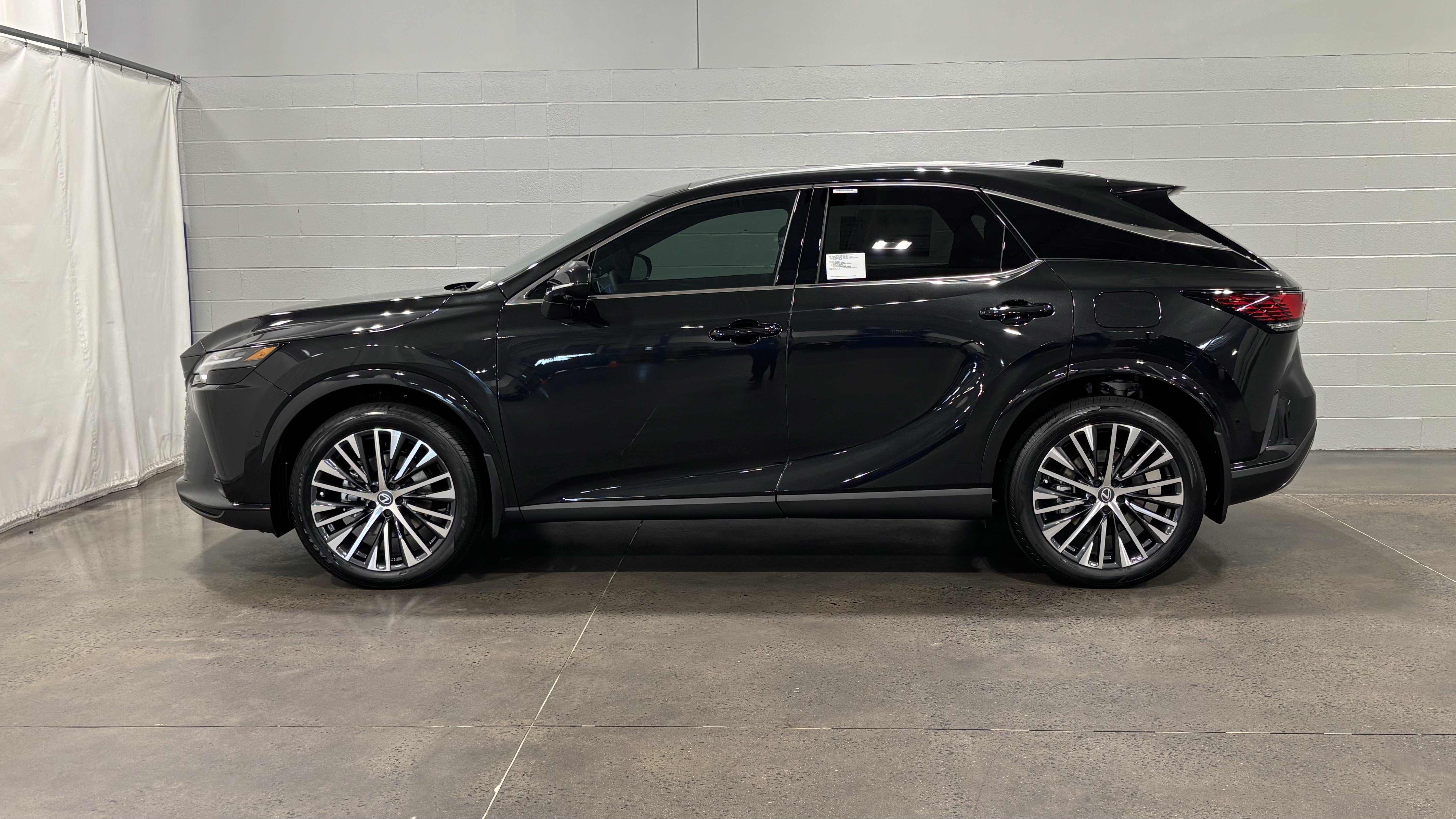 New 2026 Lexus RX 350h AWD/4WD image 10