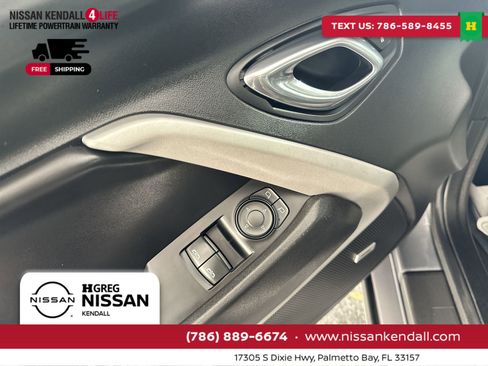 Used 2019 Chevrolet Camaro LT w/ RS Package image 17