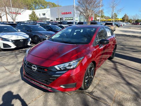 New 2025 Nissan Versa SR w/ Trunk Package image 3
