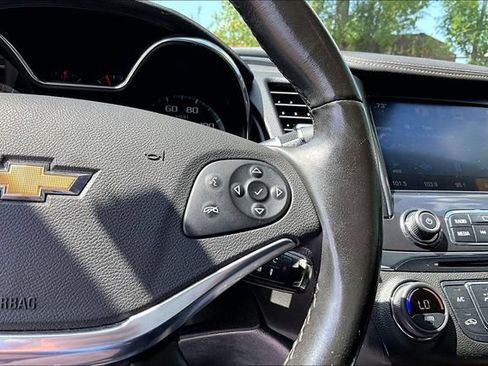 Used 2014 Chevrolet Impala LT FWD image 19