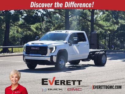 New 2026 GMC Sierra 3500 Pro w/ Convenience Package