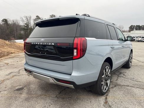 New 2026 Ford Expedition Platinum w/ Platinum Ultimate Package image 4