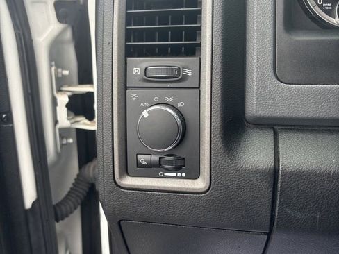 Used 2019 RAM 1500 Tradesman w/ Power & Remote Entry Group image 26