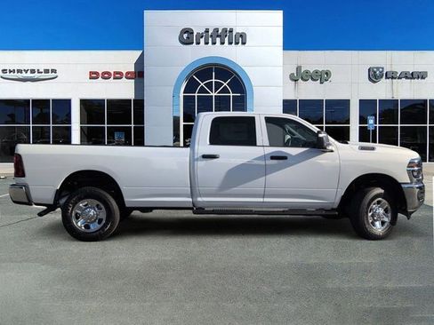 New 2026 RAM 2500 Tradesman image 3