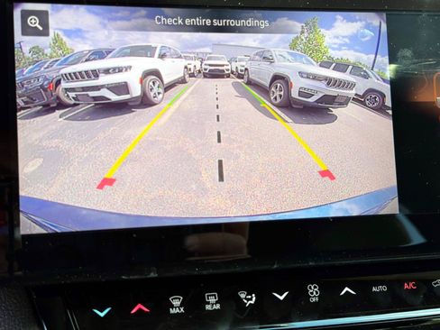 New 2026 Jeep Grand Cherokee Limited w/ Limited Altitude Package AWD/4WD image 15