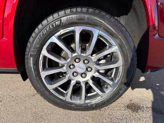 Used 2023 GMC Acadia Denali w/ Denali Ultimate Package AWD/4WD image 11