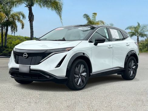 Certified 2023 Nissan Ariya FWD image 2