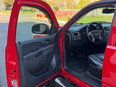 Used 2011 Chevrolet Silverado 1500 LTZ w/ LTZ Plus Package AWD/4WD image 8