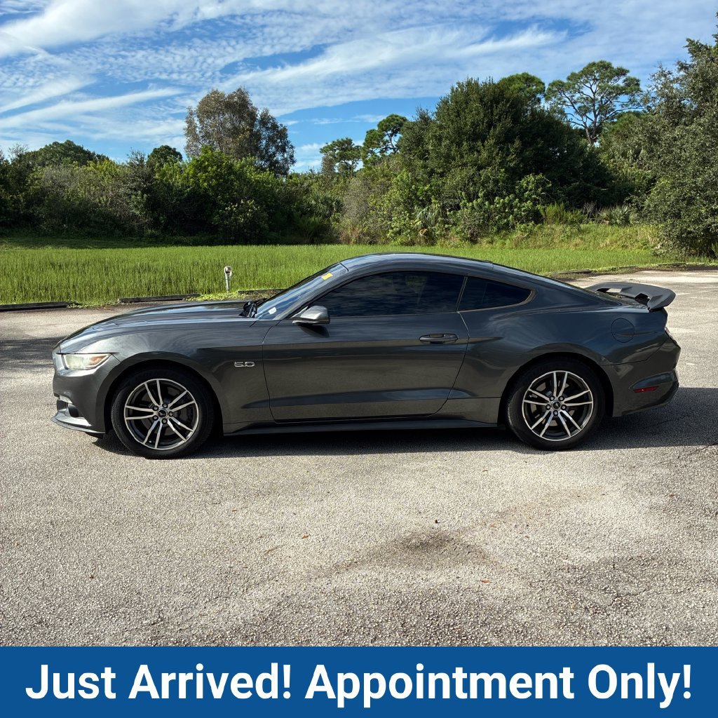 Used 2016 Ford Mustang GT RWD image 4