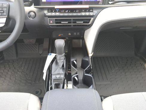New 2026 Toyota Camry XLE AWD/4WD image 14