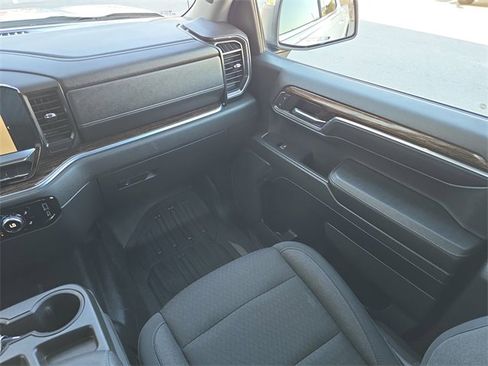 Certified 2023 GMC Sierra 1500 SLE image 15