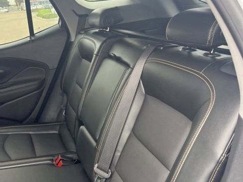 Used 2019 GMC Terrain SLT w/ Preferred Package image 9