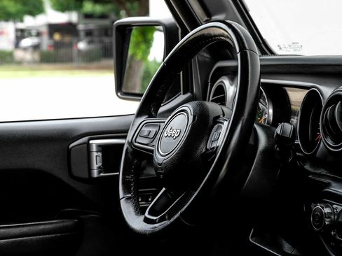 Used 2020 Jeep Wrangler Unlimited Sport S AWD/4WD image 18