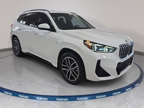 Used 2023 BMW X1 xDrive28i w/ Premium Package AWD/4WD image 4