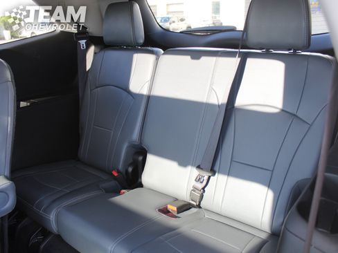 Used 2018 Buick Enclave Premium w/ Experience Buick Package AWD/4WD image 25
