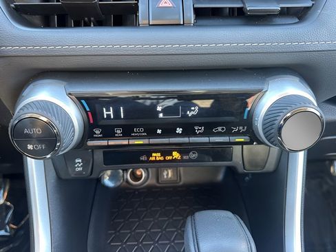 Used 2024 Toyota RAV4 XLE image 18