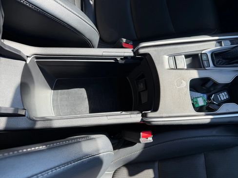 Used 2018 Honda Accord Sport image 28