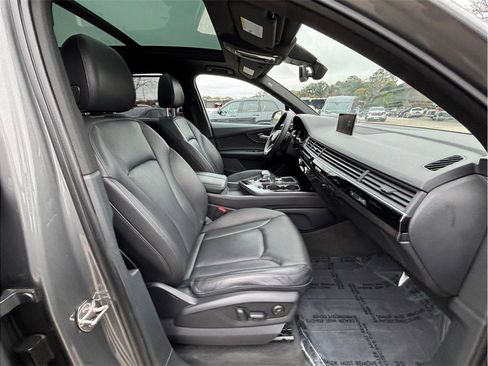 Used 2018 Audi Q7 3.0T Premium Plus w/ Premium Plus Package image 51