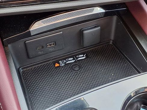 Used 2024 Buick Envision Sport Touring image 16