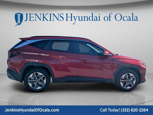New 2026 Hyundai Tucson SEL FWD image 2
