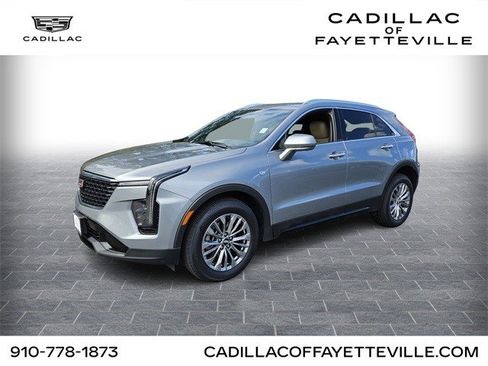 Certified 2025 Cadillac XT4 Premium Luxury image 1