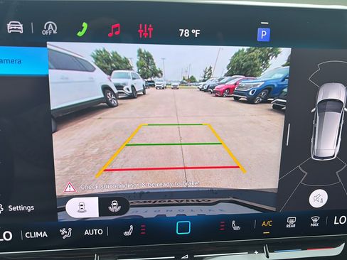 New 2026 Volkswagen Tiguan SE AWD/4WD image 25