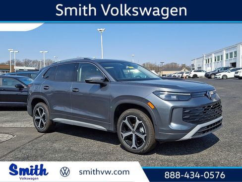 New 2026 Volkswagen Tiguan SE AWD/4WD image 1