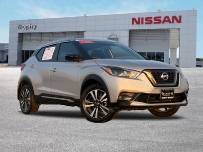Certified 2019 Nissan Kicks SR