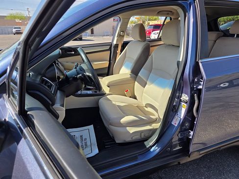 Used 2017 Subaru Outback 2.5i Premium w/ Popular Package #2 AWD/4WD image 39