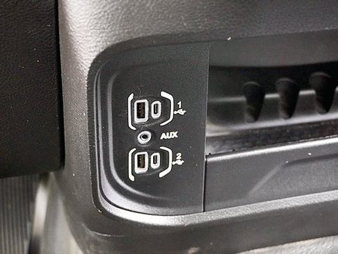 Used 2021 RAM 5500 Tradesman w/ Safety Group image 32