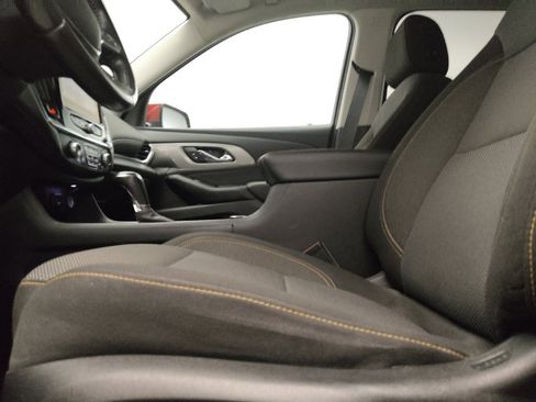 Used 2020 Chevrolet Traverse LT w/ LPO, Floor Liner Package AWD/4WD image 17
