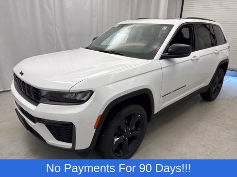 New 2026 Jeep Grand Cherokee Limited w/ Limited Altitude Package AWD/4WD image 6