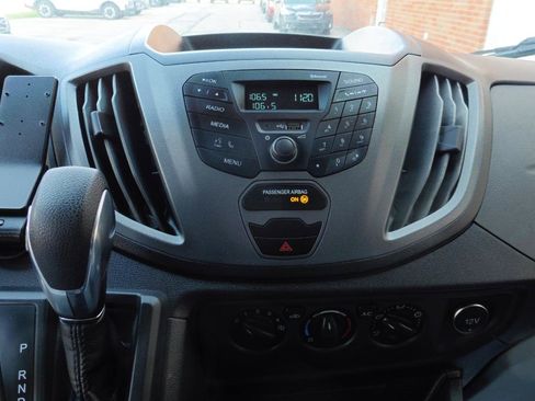 Used 2019 Ford Transit 250 130 Low Roof RWD image 16