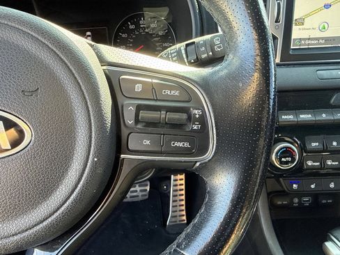 Used 2018 Kia Sportage SX FWD image 25
