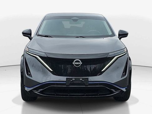Used 2023 Nissan Ariya FWD image 12