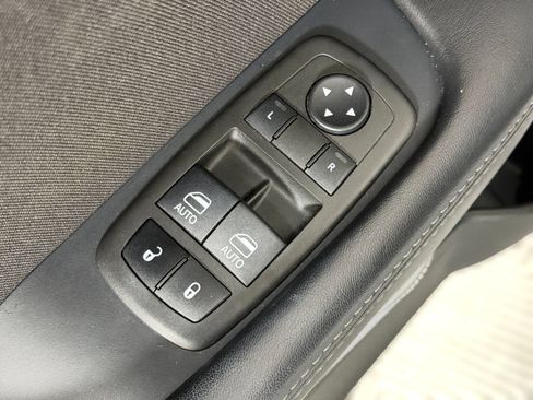 Used 2022 Dodge Challenger R/T w/ Blacktop Package RWD image 13
