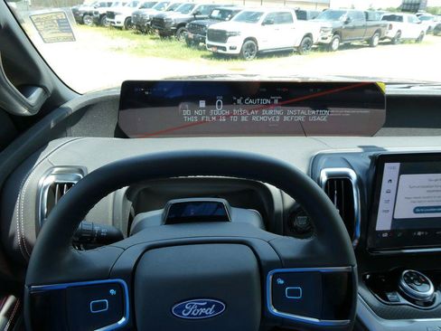 New 2027 Ford Expedition Platinum w/ Stealth Appearance Package AWD/4WD image 23