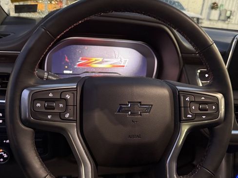 Used 2023 Chevrolet Tahoe Z71 w/ Z71 Off-Road Package image 11