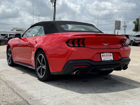 Used 2024 Ford Mustang Premium RWD image 8