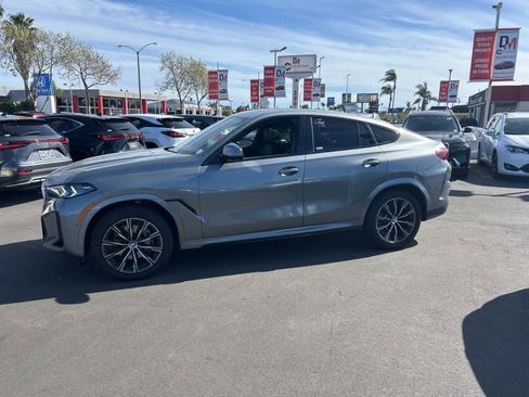 Used 2025 BMW X6 xDrive40i image 3