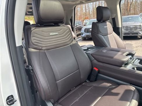 New 2025 Ford Expedition Max Platinum w/ Platinum Ultimate Package image 24