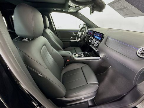 Used 2026 Mercedes-Benz GLA 250 4MATIC image 30