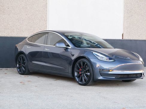 Used 2020 Tesla Model 3 Performance image 4