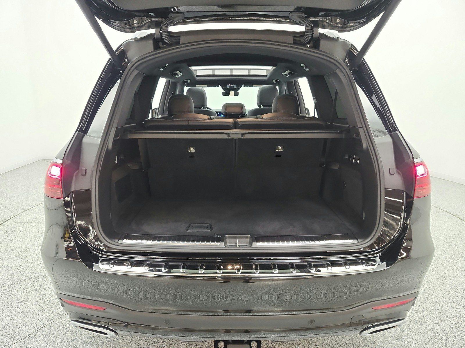 Used 2025 Mercedes-Benz GLS 450 4MATIC image 19