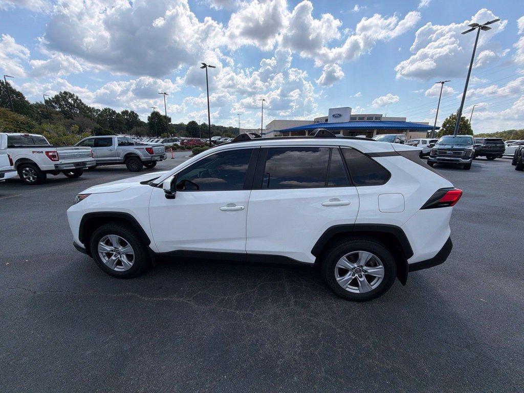 Used 2019 Toyota RAV4 XLE w/ All Weather Liner Package AWD/4WD image 18