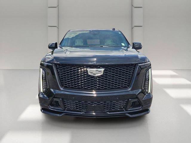 Certified 2026 Cadillac Escalade V w/ LPO, ONYX Package AWD/4WD image 8