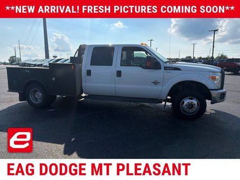 Used 2016 Ford F350 XL w/ Power Equipment Group AWD/4WD image 3