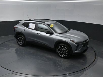 Certified 2025 Chevrolet Trax RS w/ Sunroof Package