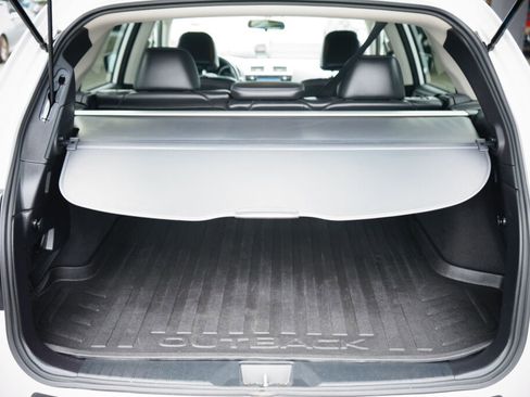 Used 2016 Subaru Outback 3.6R Limited w/ Protection Package #2 image 24