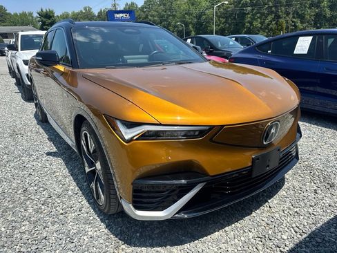 Used 2024 Acura ZDX Type S AWD/4WD image 2